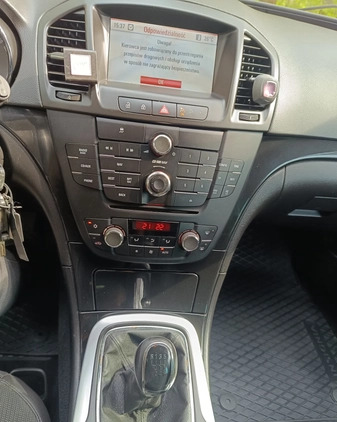 Opel Insignia cena 22000 przebieg: 225000, rok produkcji 2009 z Przysucha małe 37